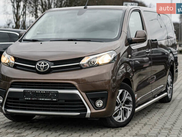 Коричневый Тойота Proace, объемом двигателя 2 л и пробегом 123 тыс. км за 22800 $, фото 2 на Automoto.ua