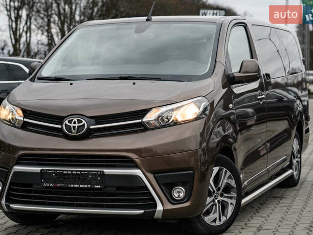 Коричневий Тойота Proace, об'ємом двигуна 2 л та пробігом 123 тис. км за 22800 $, фото 1 на Automoto.ua