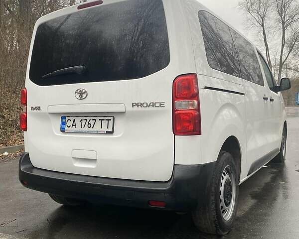 Тойота Proace, об'ємом двигуна 2 л та пробігом 117 тис. км за 24999 $, фото 2 на Automoto.ua