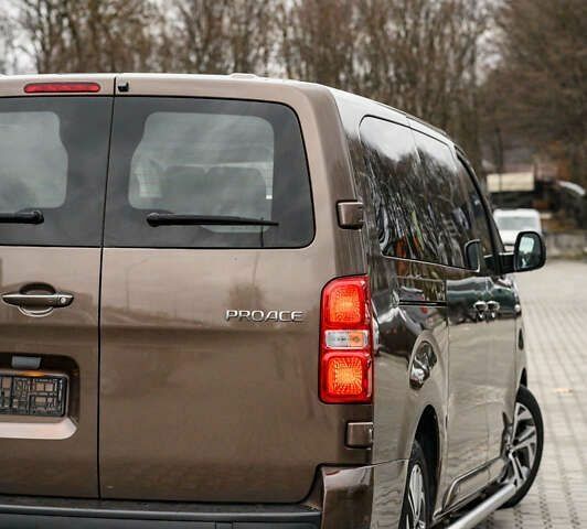 Тойота Proace 2018 в Львове на Automoto.ua Тойота Proace, объемом двигателя 2 л и пробегом 123 тыс. км за 22800 $, фото 8 на Automoto.ua