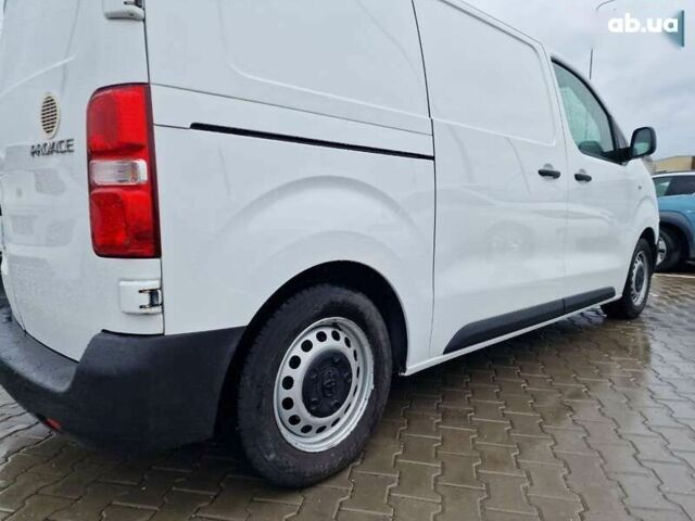 Тойота Proace, объемом двигателя 1.5 л и пробегом 275 тыс. км за 13300 $, фото 8 на Automoto.ua