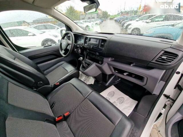 Тойота Proace, объемом двигателя 1.5 л и пробегом 275 тыс. км за 13300 $, фото 29 на Automoto.ua