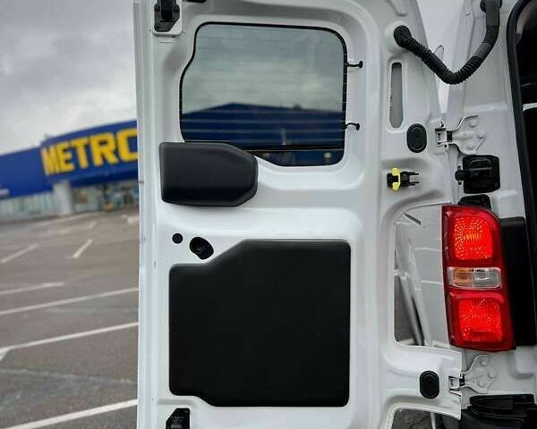 Тойота Proace, объемом двигателя 1.5 л и пробегом 47 тыс. км за 32200 $, фото 22 на Automoto.ua