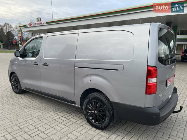 Серый Тойота Proace, объемом двигателя 2 л и пробегом 198 тыс. км за 20800 $, фото 11 на Automoto.ua