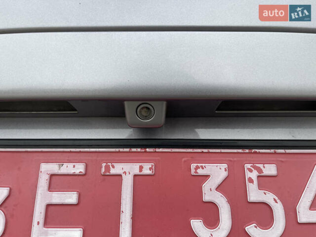 Серый Тойота Proace, объемом двигателя 2 л и пробегом 198 тыс. км за 20800 $, фото 16 на Automoto.ua