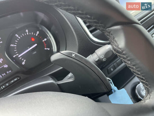 Серый Тойота Proace, объемом двигателя 2 л и пробегом 198 тыс. км за 20800 $, фото 39 на Automoto.ua