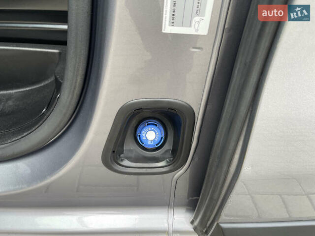 Серый Тойота Proace, объемом двигателя 2 л и пробегом 198 тыс. км за 20800 $, фото 24 на Automoto.ua