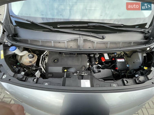 Серый Тойота Proace, объемом двигателя 2 л и пробегом 198 тыс. км за 20800 $, фото 47 на Automoto.ua