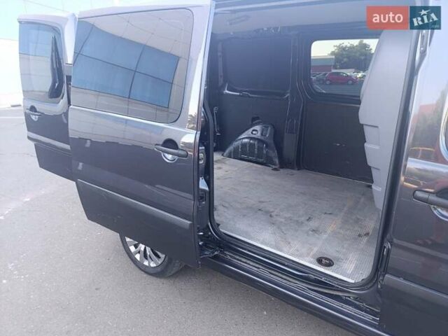 Серый Тойота Proace, объемом двигателя 2 л и пробегом 146 тыс. км за 10400 $, фото 17 на Automoto.ua