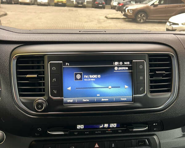 Серый Тойота Proace, объемом двигателя 1.56 л и пробегом 177 тыс. км за 17999 $, фото 28 на Automoto.ua