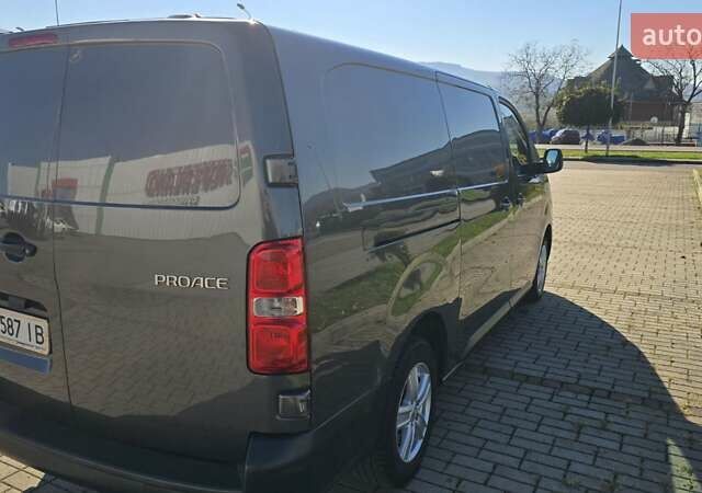 Серый Тойота Proace, объемом двигателя 2 л и пробегом 197 тыс. км за 15400 $, фото 6 на Automoto.ua
