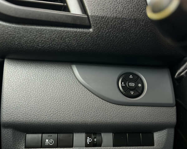 Серый Тойота Proace, объемом двигателя 1.56 л и пробегом 177 тыс. км за 17999 $, фото 42 на Automoto.ua