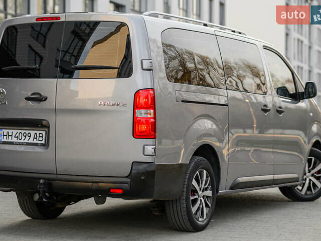 Серый Тойота Proace, объемом двигателя 2 л и пробегом 176 тыс. км за 28900 $, фото 10 на Automoto.ua