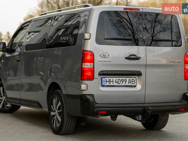 Серый Тойота Proace, объемом двигателя 2 л и пробегом 176 тыс. км за 28900 $, фото 11 на Automoto.ua