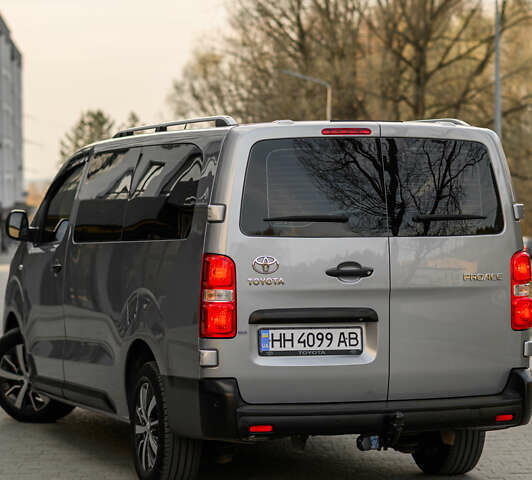 Серый Тойота Proace, объемом двигателя 2 л и пробегом 176 тыс. км за 28900 $, фото 13 на Automoto.ua