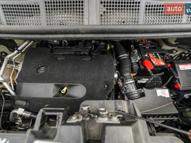 Серый Тойота Proace, объемом двигателя 2 л и пробегом 176 тыс. км за 29900 $, фото 84 на Automoto.ua