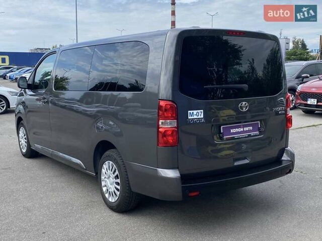 Сірий Тойота Proace, об'ємом двигуна 2 л та пробігом 131 тис. км за 28000 $, фото 8 на Automoto.ua