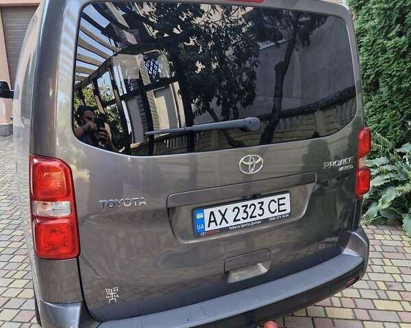 Сірий Тойота Proace, об'ємом двигуна 2 л та пробігом 93 тис. км за 39500 $, фото 1 на Automoto.ua