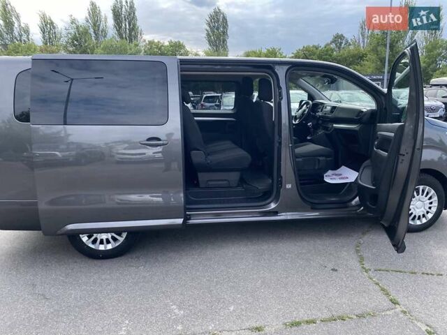 Сірий Тойота Proace, об'ємом двигуна 2 л та пробігом 131 тис. км за 28000 $, фото 15 на Automoto.ua