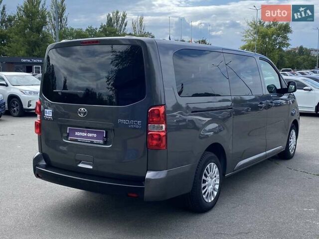 Сірий Тойота Proace, об'ємом двигуна 2 л та пробігом 131 тис. км за 28000 $, фото 6 на Automoto.ua