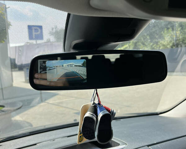 Серый Тойота Proace, объемом двигателя 2 л и пробегом 227 тыс. км за 25000 $, фото 18 на Automoto.ua