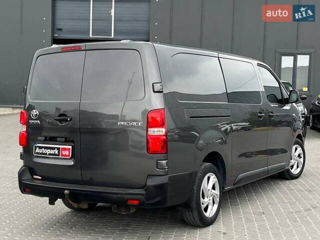 Серый Тойота Proace, объемом двигателя 2 л и пробегом 92 тыс. км за 20940 $, фото 5 на Automoto.ua