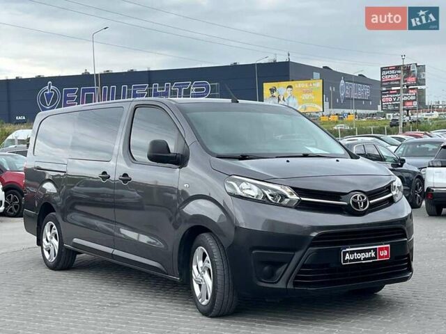 Серый Тойота Proace, объемом двигателя 2 л и пробегом 92 тыс. км за 20940 $, фото 3 на Automoto.ua