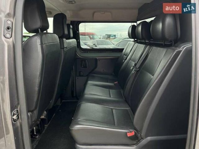 Серый Тойота Proace, объемом двигателя 2 л и пробегом 92 тыс. км за 20940 $, фото 15 на Automoto.ua