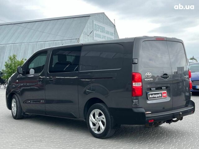 Серый Тойота Proace, объемом двигателя 2 л и пробегом 92 тыс. км за 21990 $, фото 7 на Automoto.ua