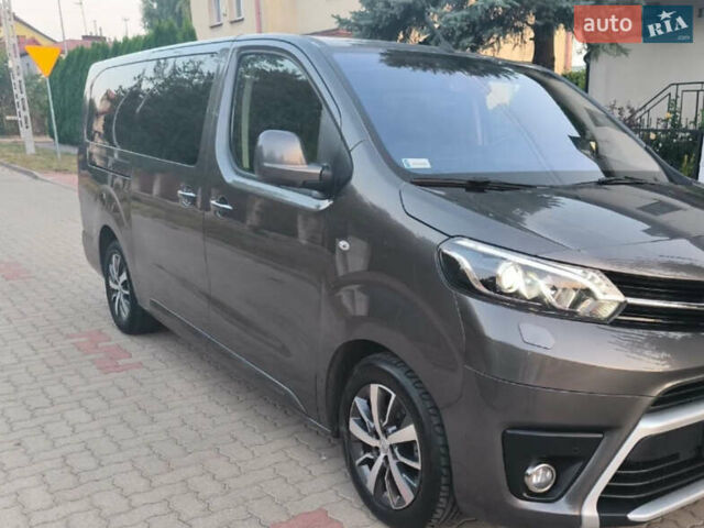 Серый Тойота Proace, объемом двигателя 2 л и пробегом 115 тыс. км за 56000 $, фото 8 на Automoto.ua