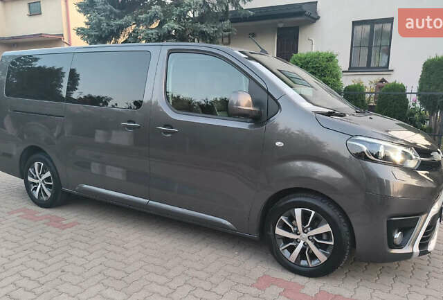 Серый Тойота Proace, объемом двигателя 2 л и пробегом 115 тыс. км за 56000 $, фото 7 на Automoto.ua