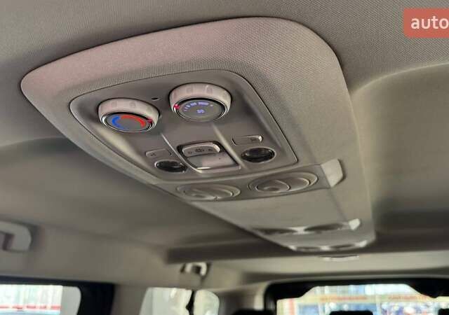 Сірий Тойота Proace, об'ємом двигуна 2 л та пробігом 235 тис. км за 31343 $, фото 17 на Automoto.ua