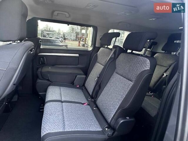 Серый Тойота Proace, объемом двигателя 2 л и пробегом 17 тыс. км за 54683 $, фото 3 на Automoto.ua