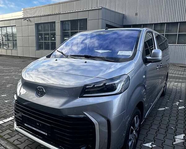 Серый Тойота Proace, объемом двигателя 2 л и пробегом 17 тыс. км за 54683 $, фото 4 на Automoto.ua