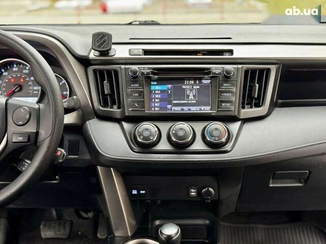 Белый Тойота РАВ 4, объемом двигателя 2.5 л и пробегом 150 тыс. км за 15300 $, фото 23 на Automoto.ua