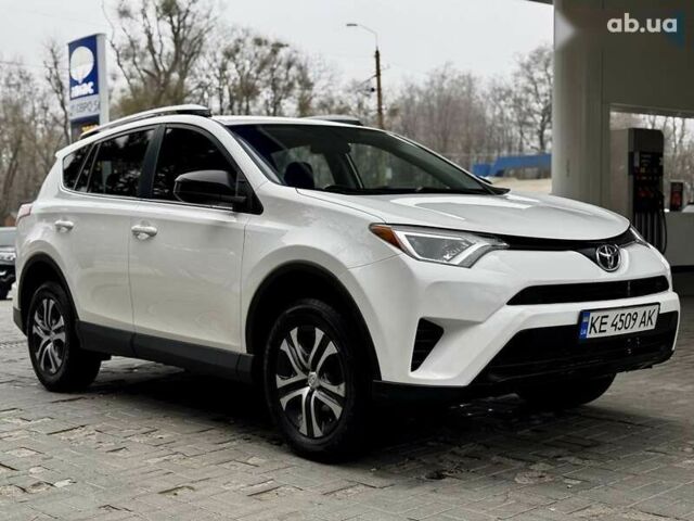 Белый Тойота РАВ 4, объемом двигателя 2.5 л и пробегом 150 тыс. км за 15300 $, фото 8 на Automoto.ua