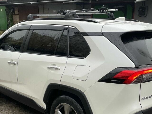 Белый Тойота РАВ 4, объемом двигателя 2 л и пробегом 99 тыс. км за 29500 $, фото 5 на Automoto.ua