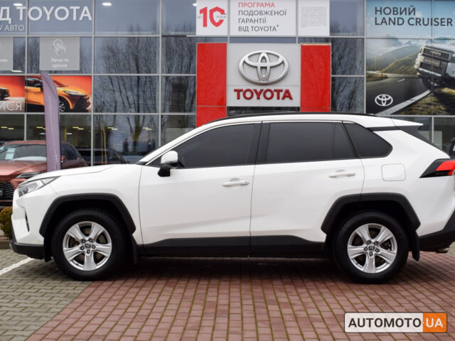 Білий Тойота РАВ 4, об'ємом двигуна 2 л та пробігом 112 тис. км за 26800 $, фото 2 на Automoto.ua
