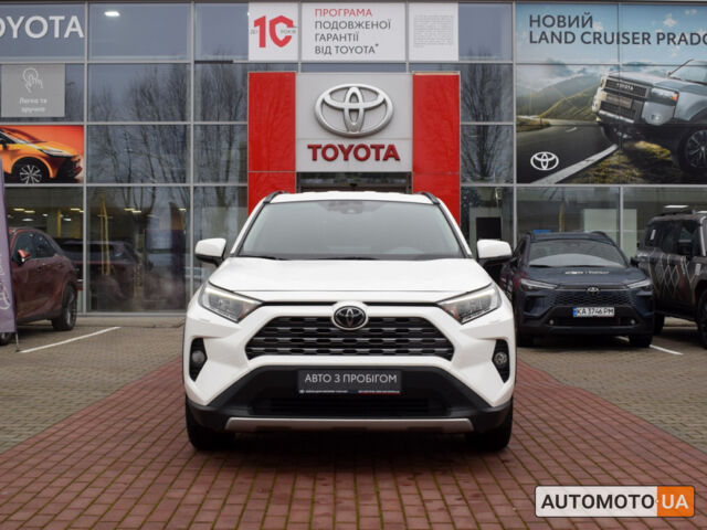 Білий Тойота РАВ 4, об'ємом двигуна 2 л та пробігом 112 тис. км за 26800 $, фото 4 на Automoto.ua