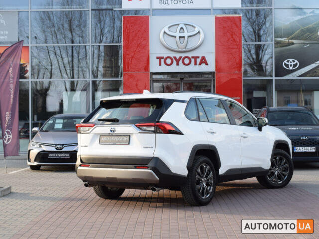 Білий Тойота РАВ 4, об'ємом двигуна 2.5 л та пробігом 49 тис. км за 37200 $, фото 16 на Automoto.ua