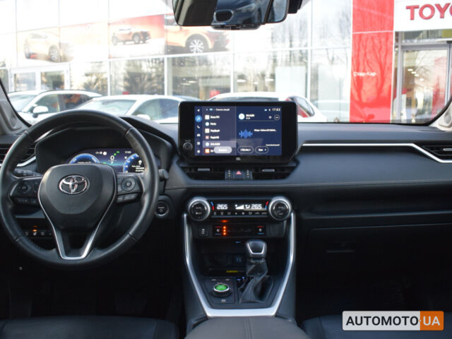 Белый Тойота РАВ 4, объемом двигателя 2.5 л и пробегом 68 тыс. км за 45800 $, фото 7 на Automoto.ua