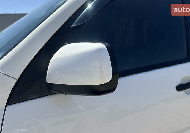 Білий Тойота РАВ 4, об'ємом двигуна 2 л та пробігом 170 тис. км за 6950 $, фото 20 на Automoto.ua