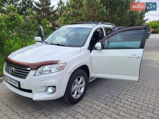 Белый Тойота РАВ 4, объемом двигателя 1.99 л и пробегом 231 тыс. км за 12500 $, фото 57 на Automoto.ua