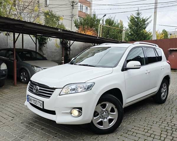 Белый Тойота РАВ 4, объемом двигателя 2.23 л и пробегом 250 тыс. км за 10850 $, фото 5 на Automoto.ua