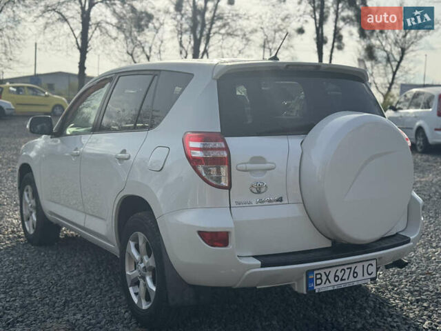 Білий Тойота РАВ 4, об'ємом двигуна 2 л та пробігом 190 тис. км за 12999 $, фото 16 на Automoto.ua