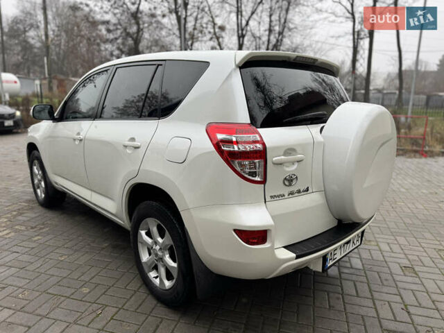Белый Тойота РАВ 4, объемом двигателя 1.99 л и пробегом 186 тыс. км за 11999 $, фото 5 на Automoto.ua