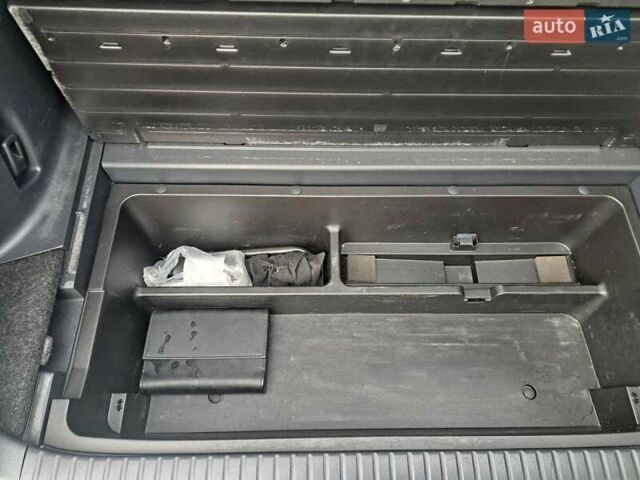 Белый Тойота РАВ 4, объемом двигателя 2.2 л и пробегом 300 тыс. км за 11000 $, фото 9 на Automoto.ua