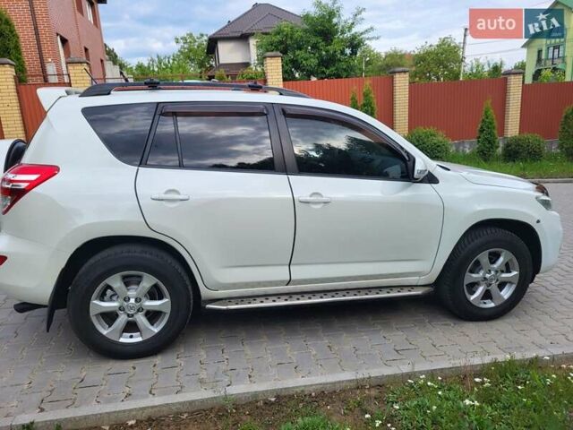Белый Тойота РАВ 4, объемом двигателя 1.99 л и пробегом 231 тыс. км за 12500 $, фото 19 на Automoto.ua