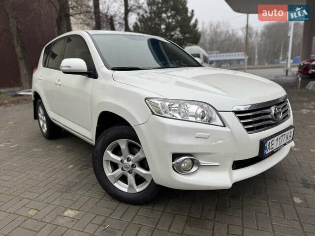 Белый Тойота РАВ 4, объемом двигателя 1.99 л и пробегом 186 тыс. км за 11999 $, фото 12 на Automoto.ua