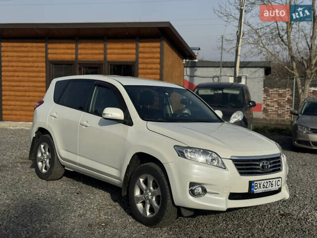Білий Тойота РАВ 4, об'ємом двигуна 2 л та пробігом 190 тис. км за 12999 $, фото 7 на Automoto.ua
